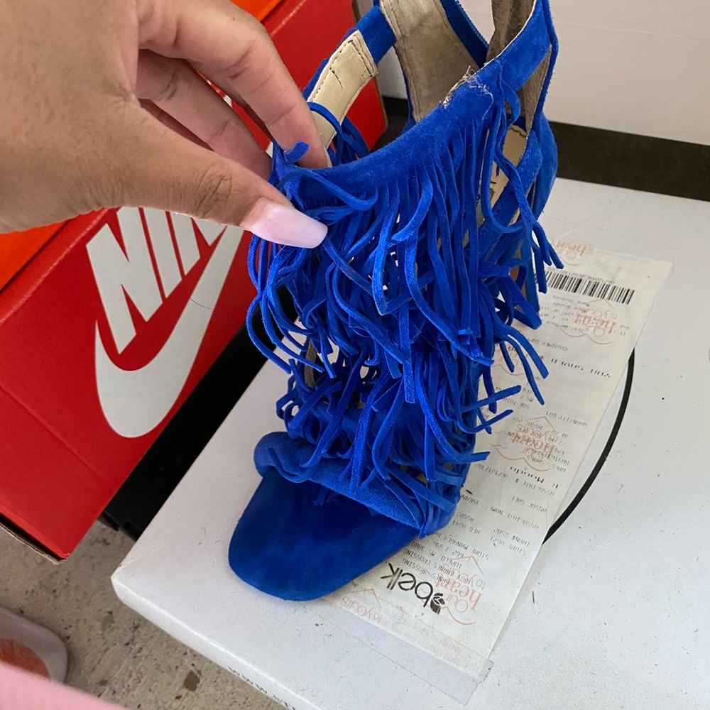 Blue fringe heels